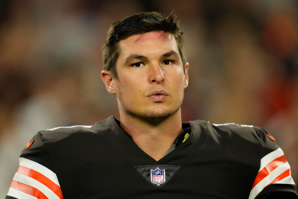 Denver Broncos v Cleveland Browns