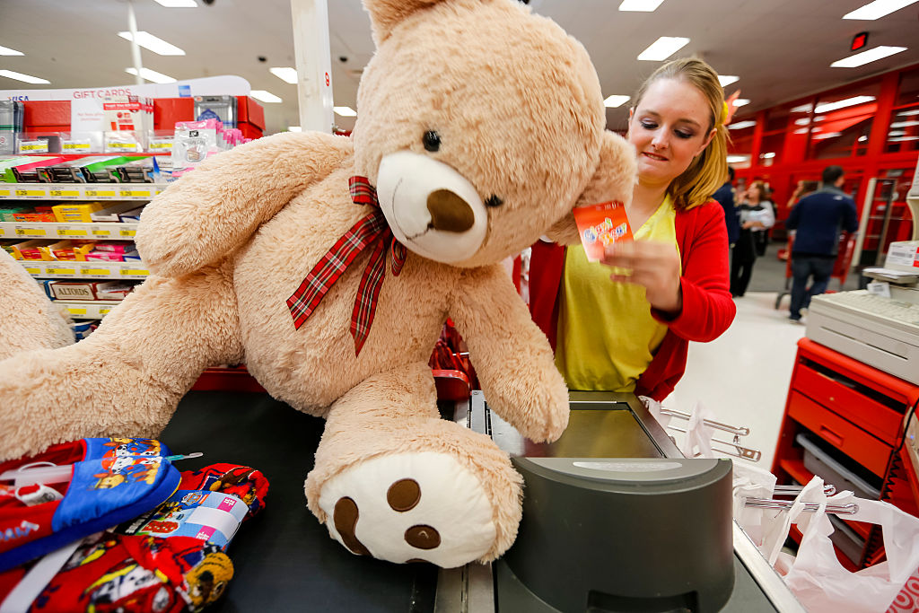 Midnight crowds get a jump on Black Friday