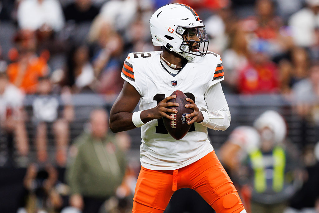 Cleveland Browns v Las Vegas Raiders