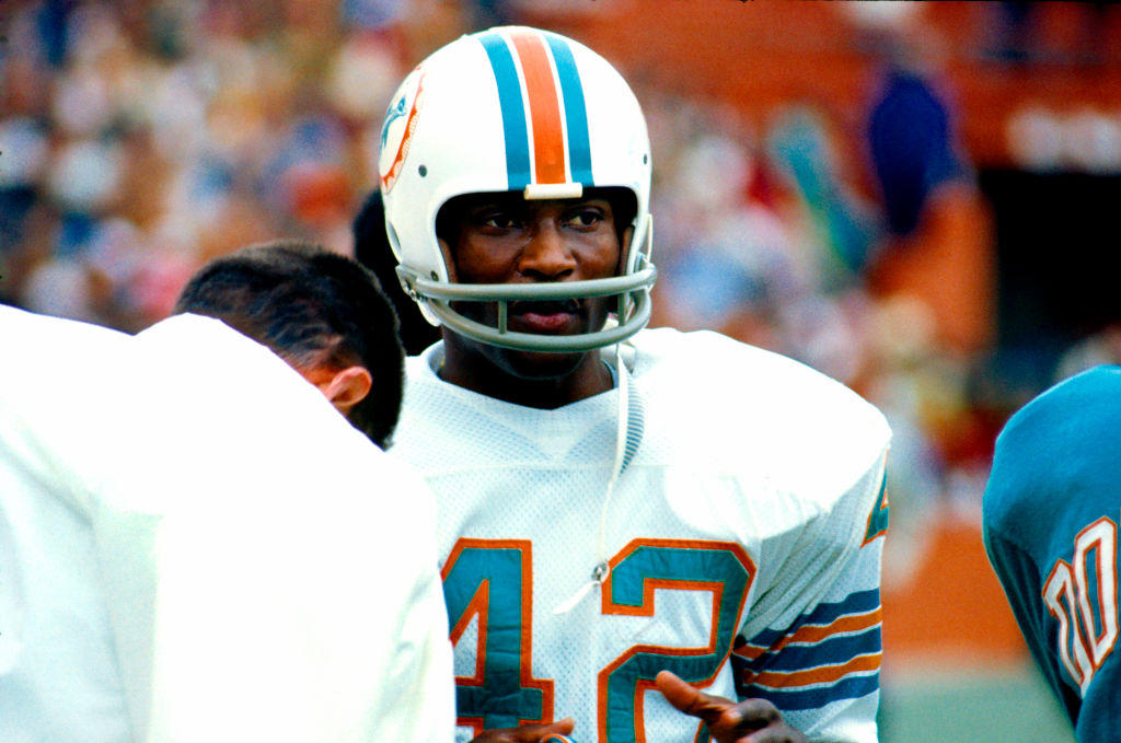 Paul Warfield, wide receiver for the Miami Dolphins during an NFL football game against the Baltimore Colts in Miami, Florida, December 16, 1972