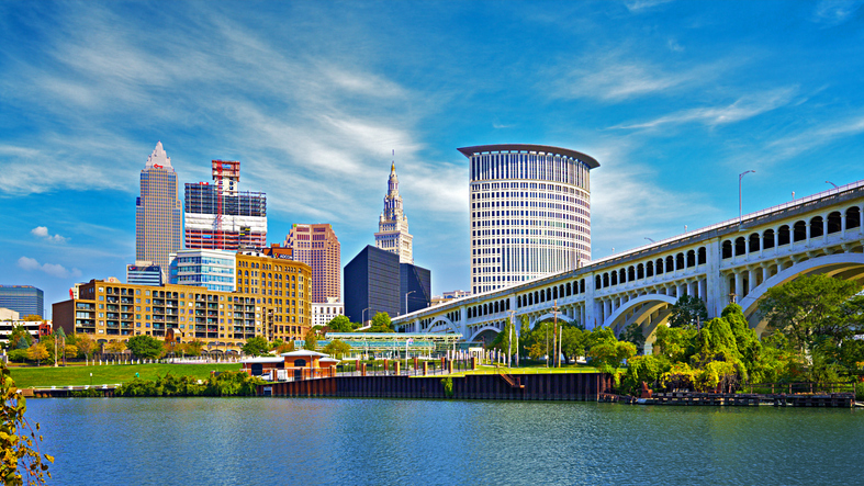 Green City. Cleveland Skyline from Cuyahoga River