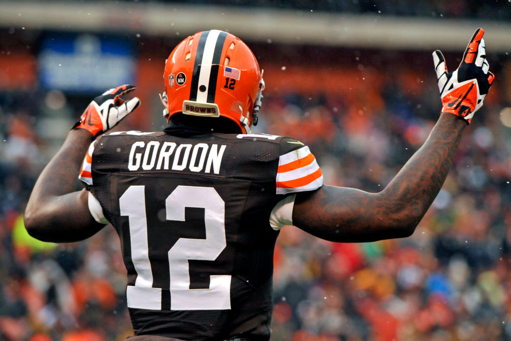 Pittsburgh Steelers v Cleveland Browns